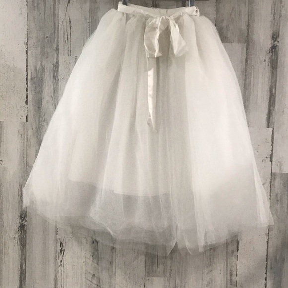 BELLE VIE NWT Girl’s Tulle Skirt Size 10 - Picture 1 of 7
